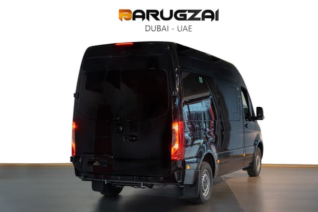 Barugzai Prado VIP Rear Seats Setup