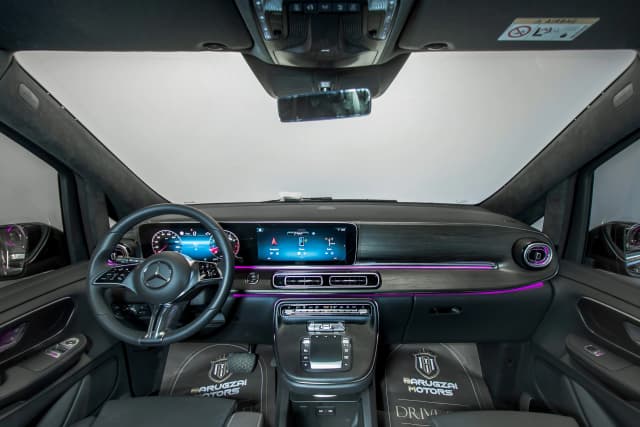 Barugzai Prado VIP Rear Seats Setup