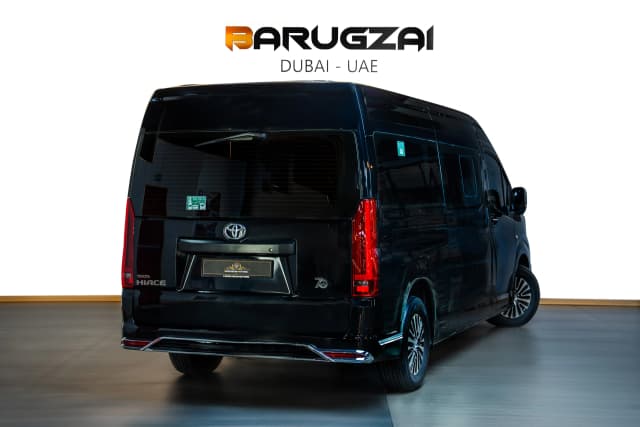Barugzai Prado VIP Rear Seats Setup