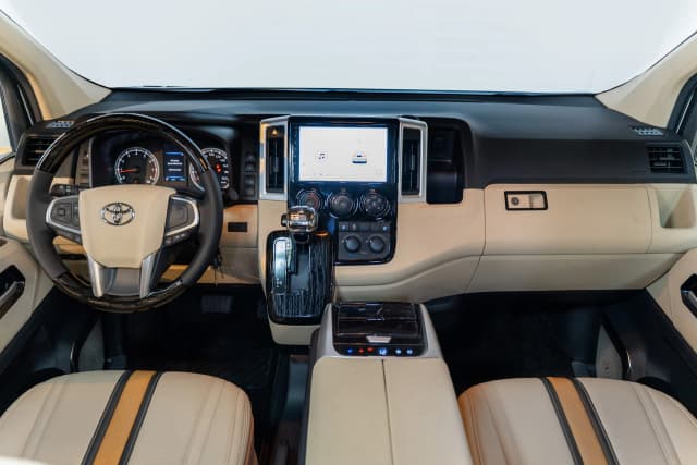 Barugzai Prado VIP Rear Seats Setup
