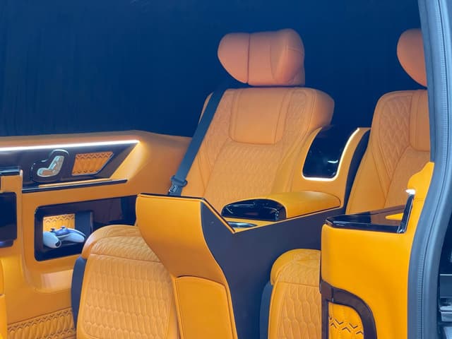 Barugzai Prado VIP Rear Seats Setup