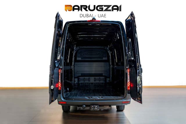 Barugzai Prado VIP Rear Seats Setup